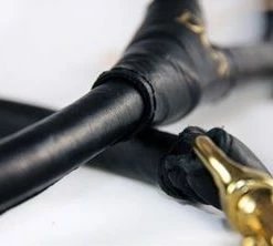 Tamed Beauty Thin - Rolled Leather Leash